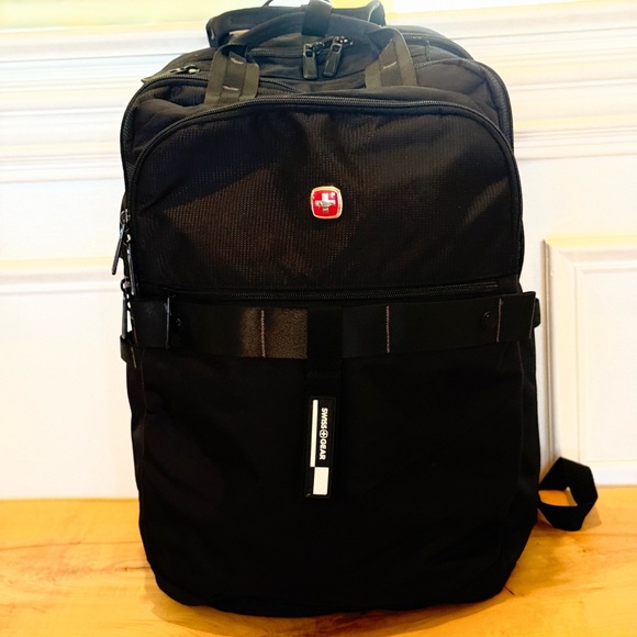 SwissGear 3670 USB ScanSmart Laptop Backpack - Picture 13 of 16